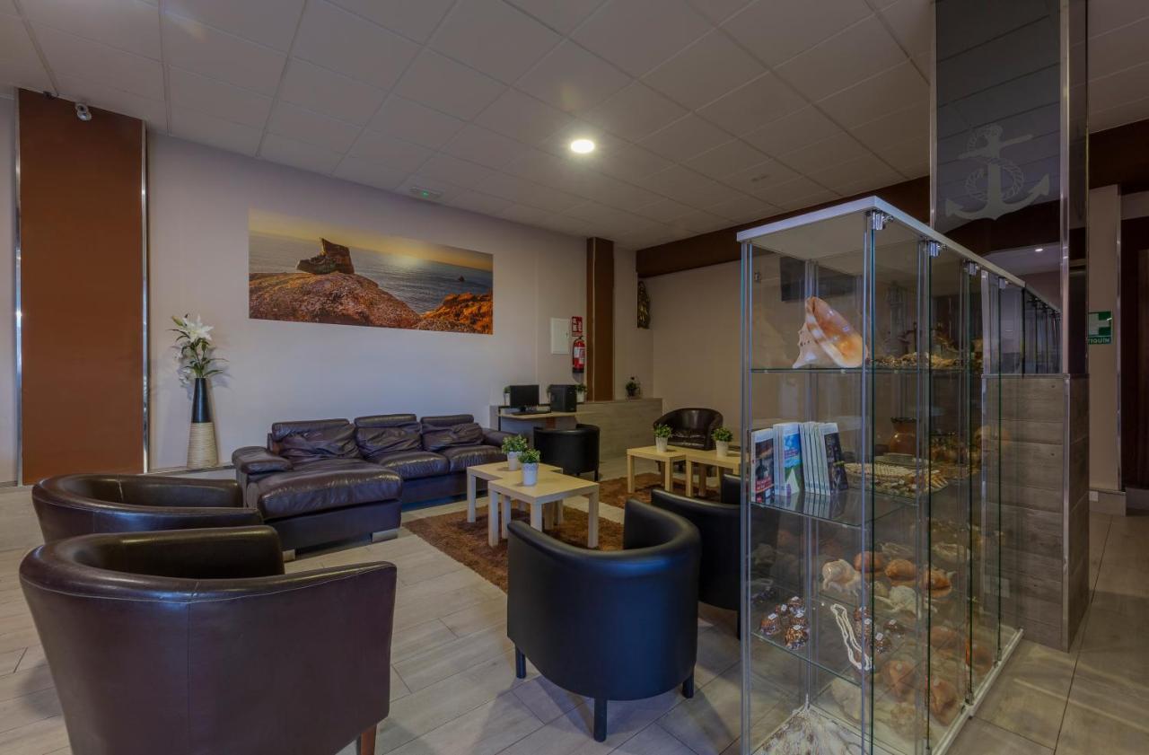 Hotel Ancora Urban Center Finisterre Bagian luar foto