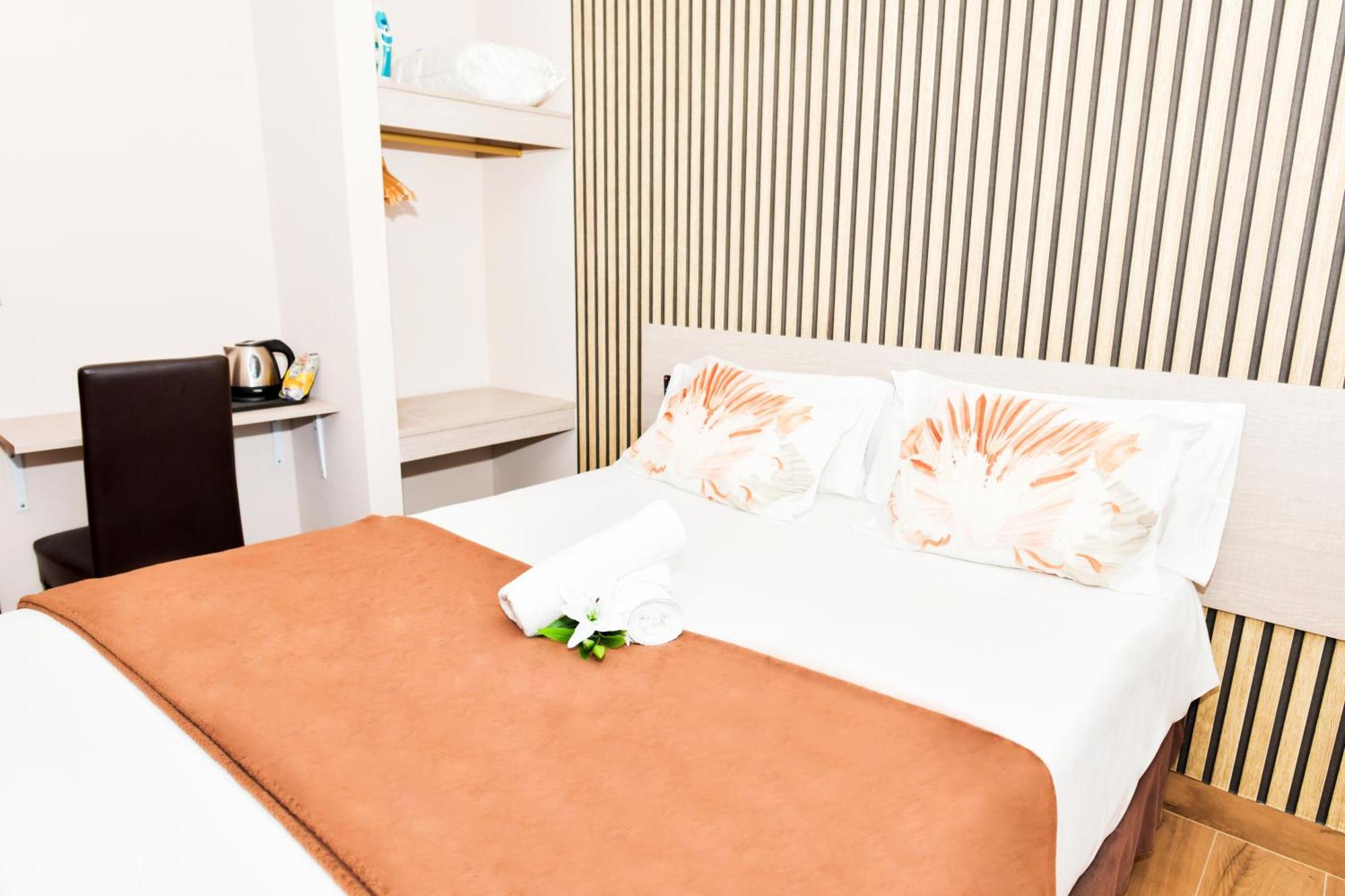 Hotel Ancora Urban Center Finisterre Bagian luar foto